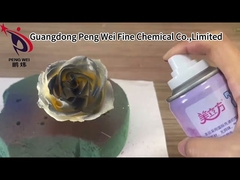 O pulverizador floral Pintura-adiciona um toque da cor à vida